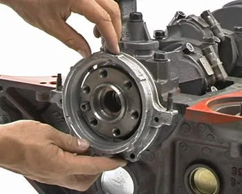 How a Rear Main Seal Works