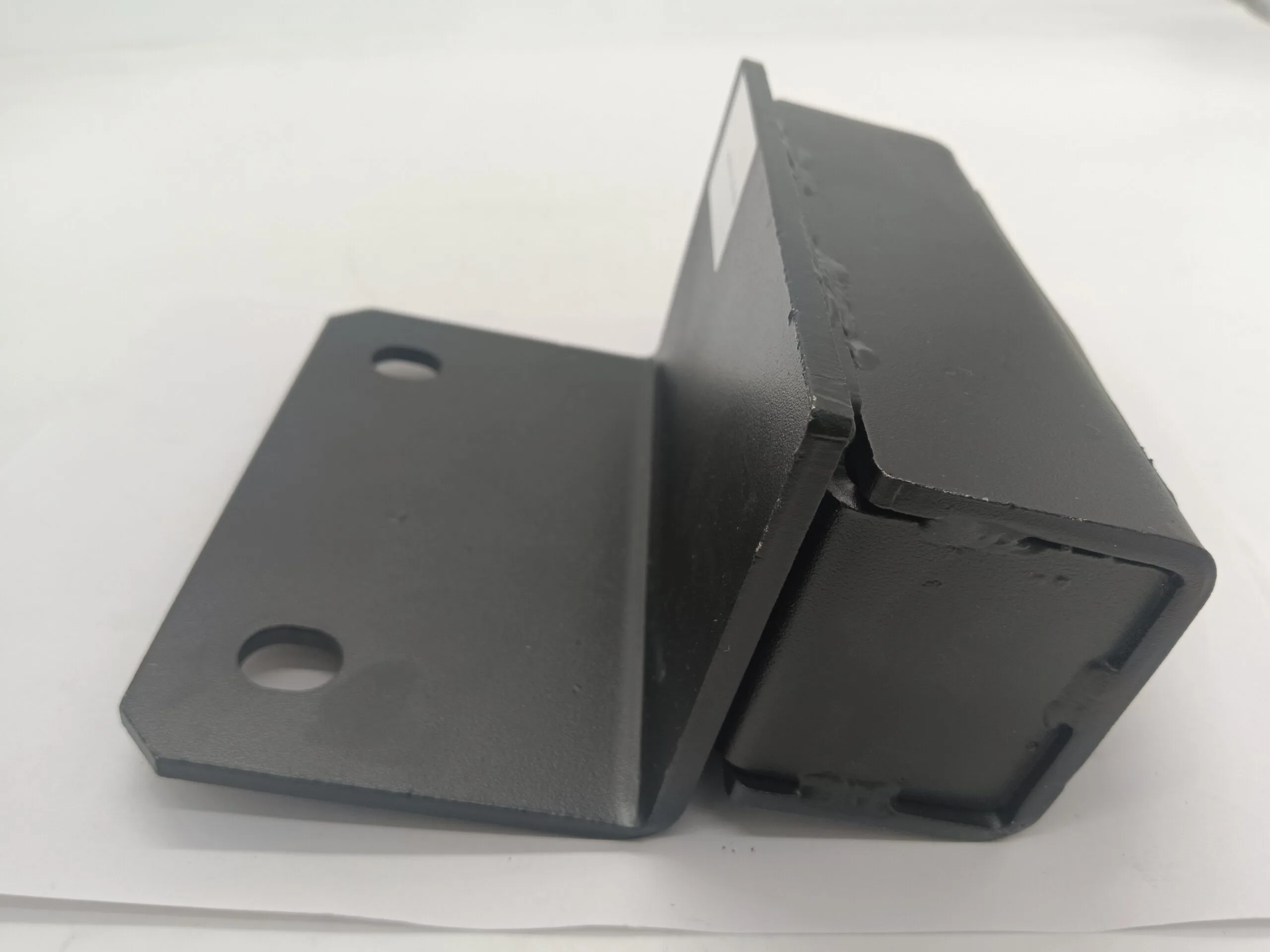 Engine mounts